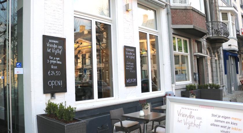 Book a cheap room in Saillant Hotel Maastricht City Centre